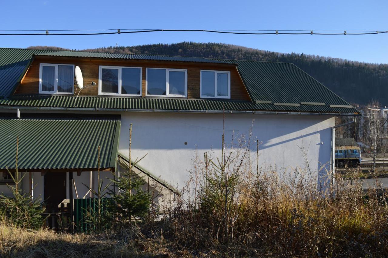 Guest House Mansarda Jaremtje Exteriör bild